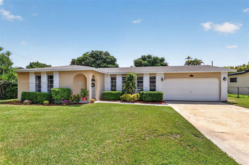 148 SW 126th Ave Plantation, FL 33325