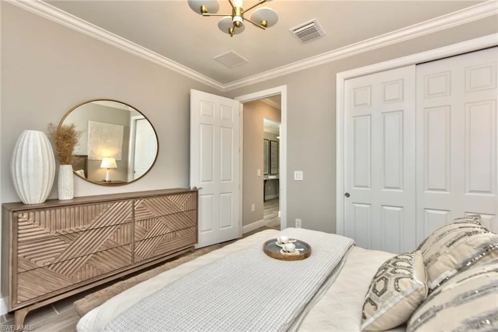 9761 Willet Court Naples, FL 34120