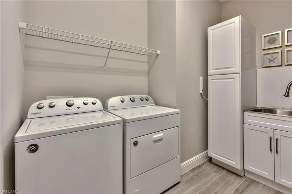 9761 Willet Court Naples, FL 34120