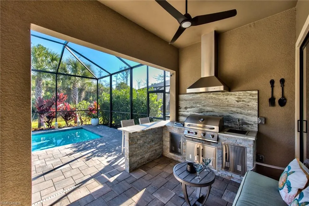 9761 Willet Court Naples, FL 34120