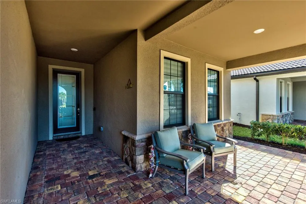 9761 Willet Court Naples, FL 34120