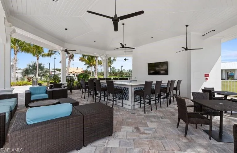 9761 Willet Court Naples, FL 34120