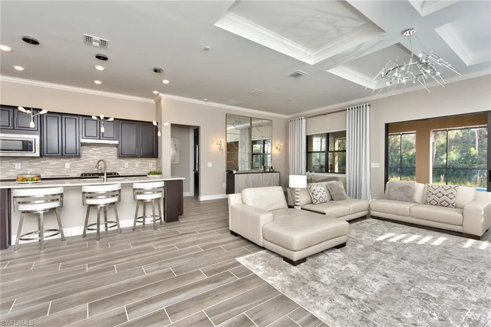 9761 Willet Court Naples, FL 34120