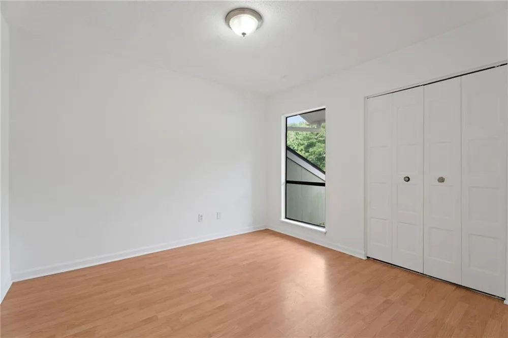 6390 Hawthorne Terrace Peachtree Corners, GA 30092