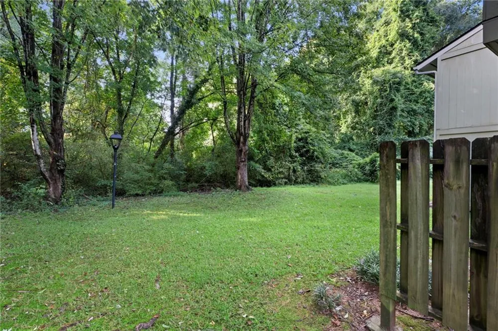 6390 Hawthorne Terrace Peachtree Corners, GA 30092