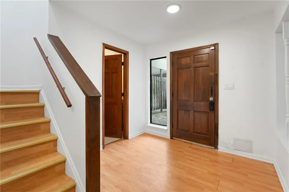 6390 Hawthorne Terrace Peachtree Corners, GA 30092
