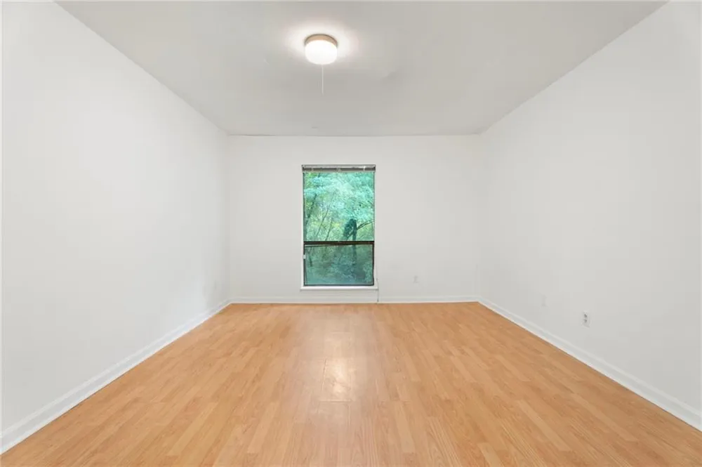 6390 Hawthorne Terrace Peachtree Corners, GA 30092