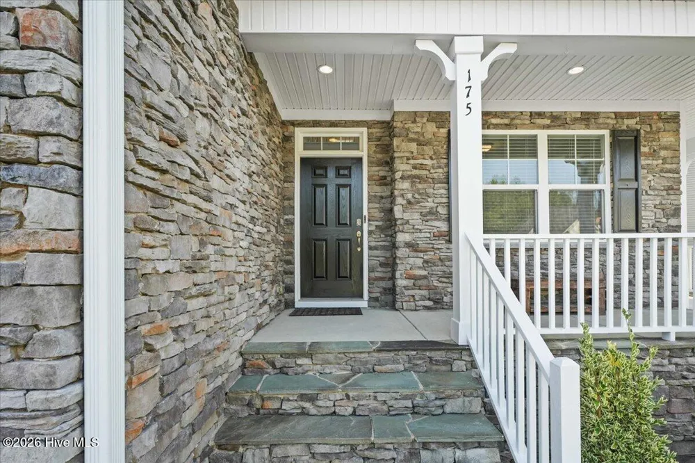 175 Cherry Bark Loop Clayton, NC 27527