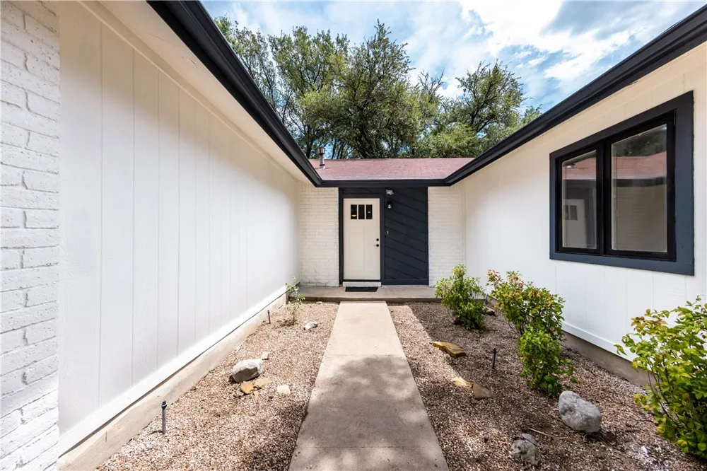 7601 West Gate Boulevard Austin, TX 78745