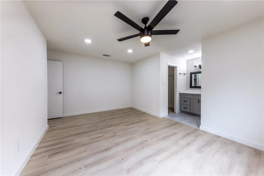 7601 West Gate Boulevard Austin, TX 78745