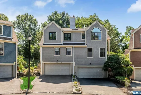 72 Tanager Court