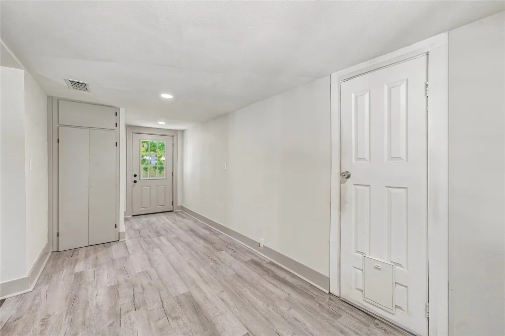 910 3rd Street Graham, TX 76450