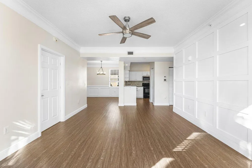 276 Murcia Drive #301 Jupiter, FL 33458