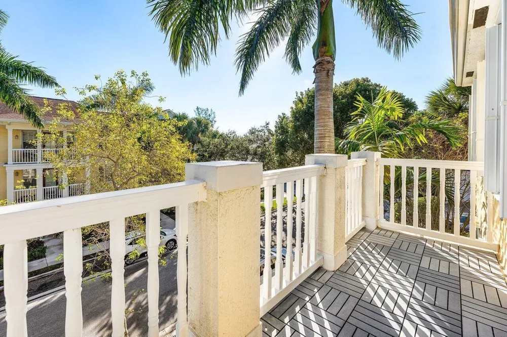 276 Murcia Drive #301 Jupiter, FL 33458