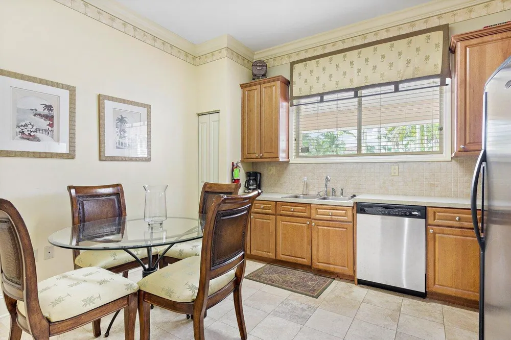 276 Murcia Drive #301 Jupiter, FL 33458