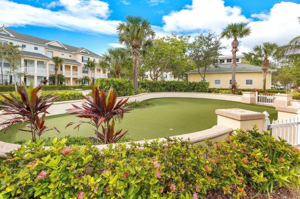 276 Murcia Drive #301 Jupiter, FL 33458
