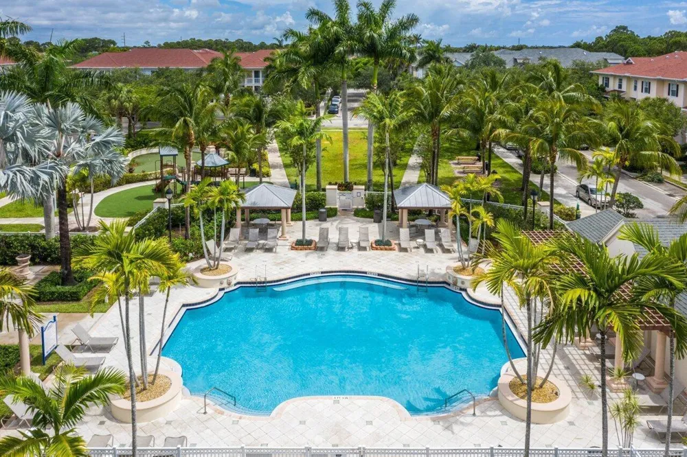 276 Murcia Drive #301 Jupiter, FL 33458