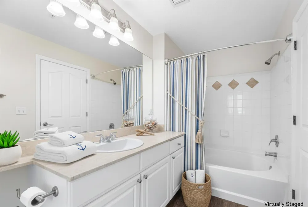 276 Murcia Drive #301 Jupiter, FL 33458
