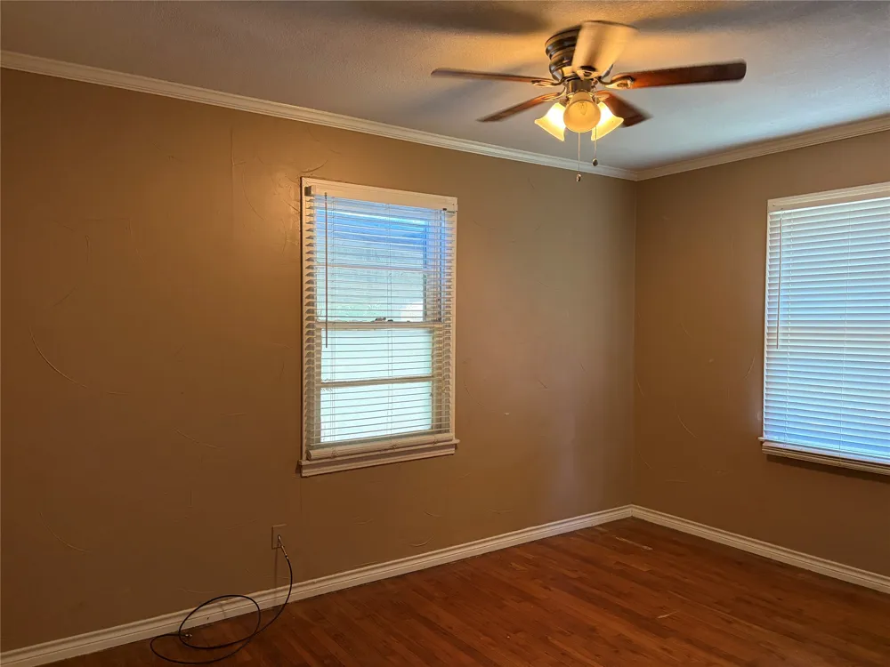 2225 Shannon Street Sherman, TX 75092