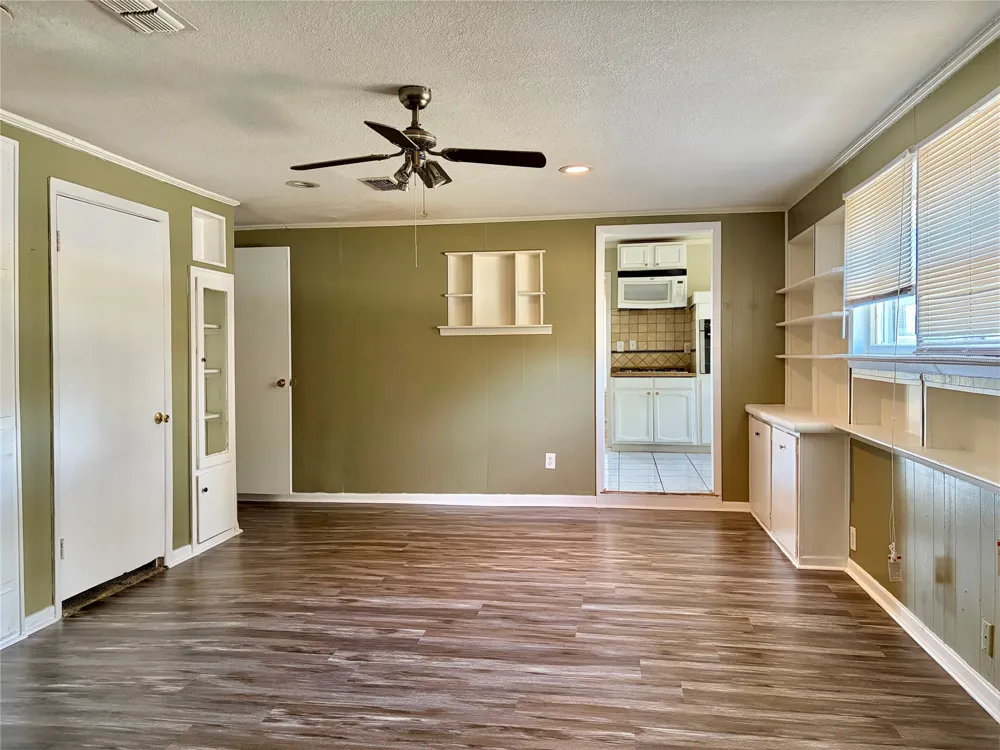 2225 Shannon Street Sherman, TX 75092