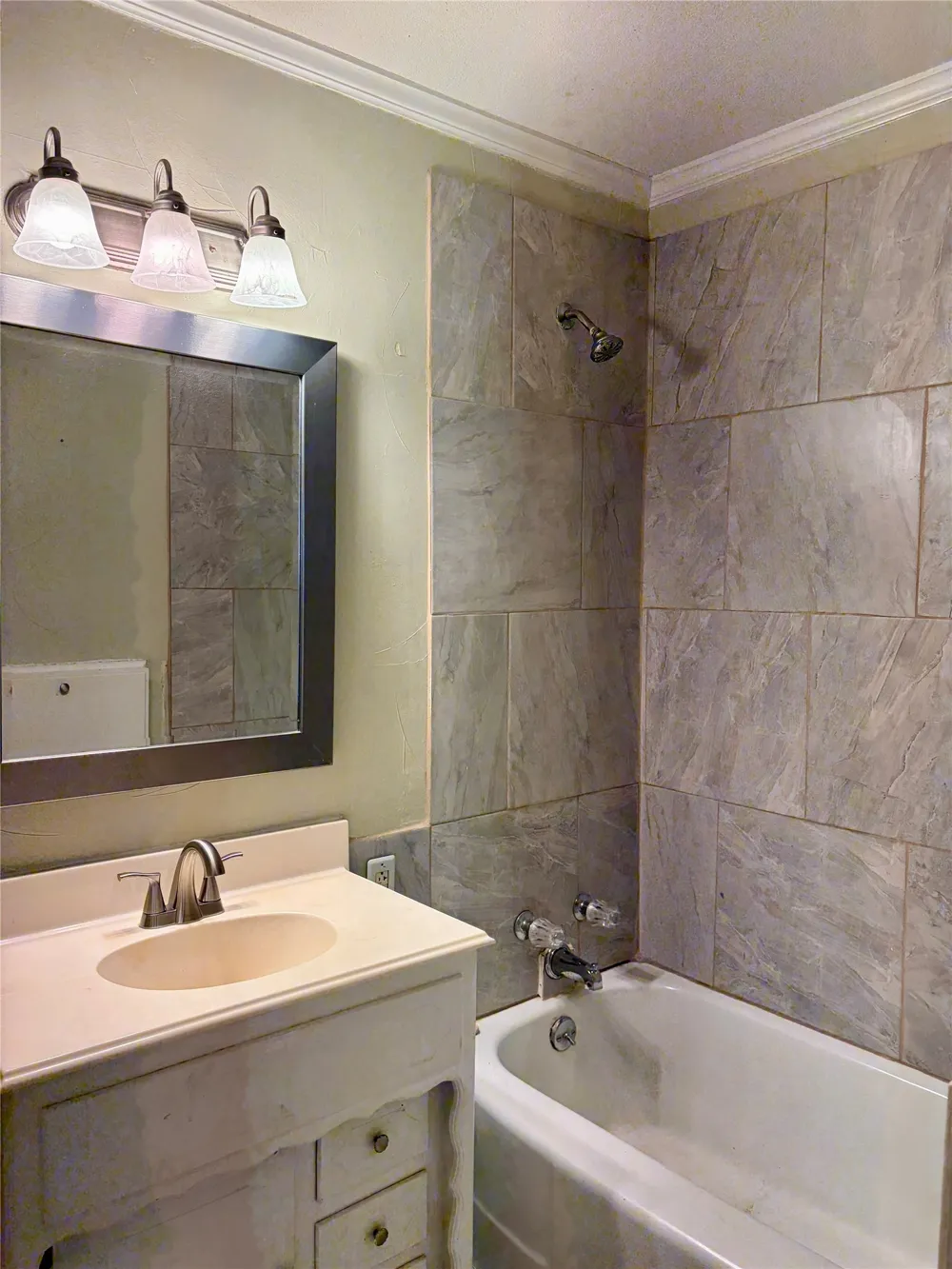 2225 Shannon Street Sherman, TX 75092