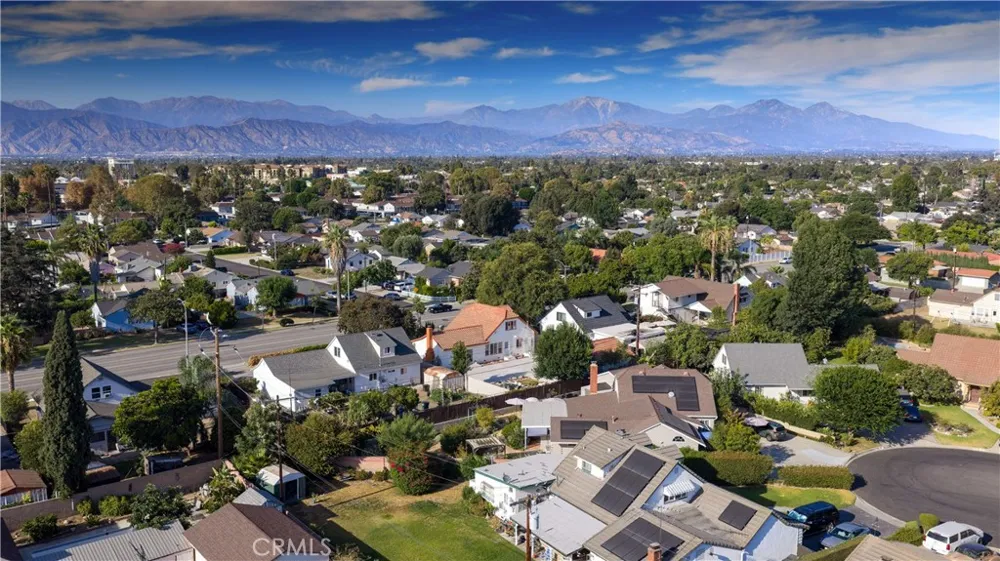 820 E Cameron Avenue West Covina, CA 91790
