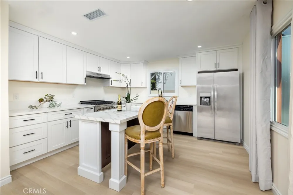 820 E Cameron Avenue West Covina, CA 91790