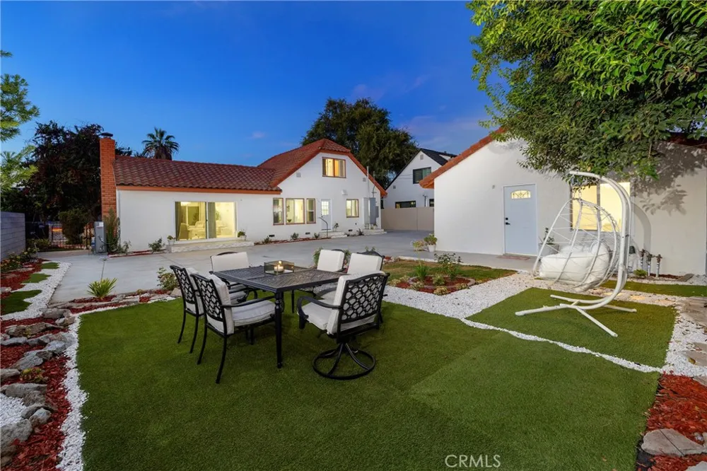 820 E Cameron Avenue West Covina, CA 91790