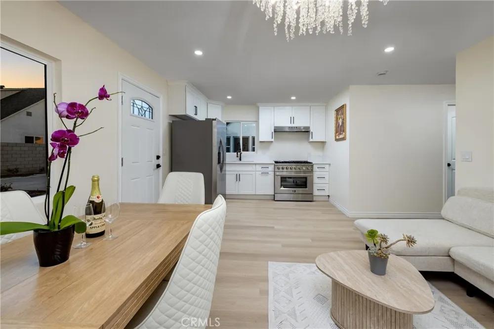 820 E Cameron Avenue West Covina, CA 91790