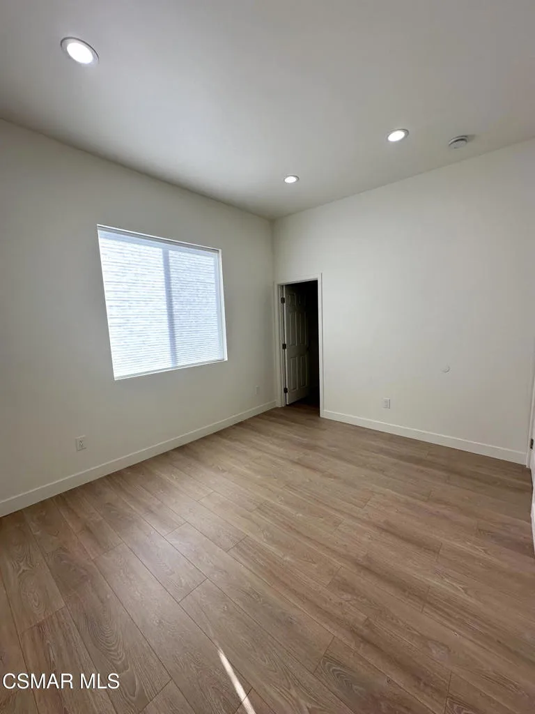 8515 Vanalden Avenue Northridge, CA 91324