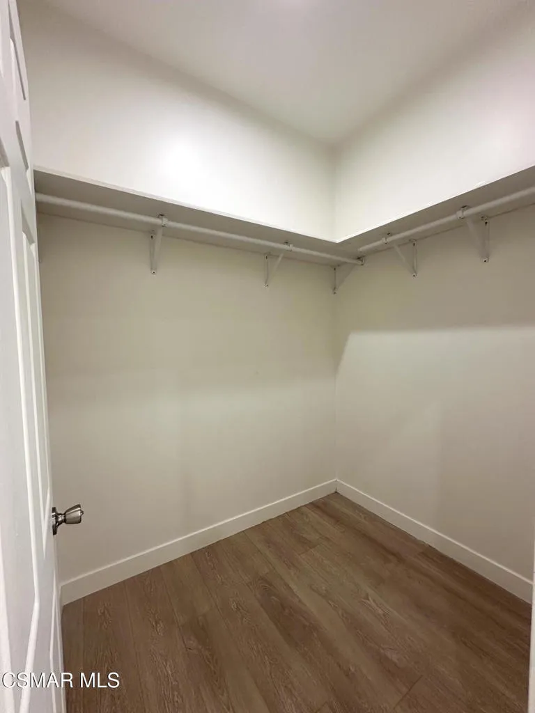 8515 Vanalden Avenue Northridge, CA 91324