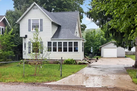 1391 Belleview Drive