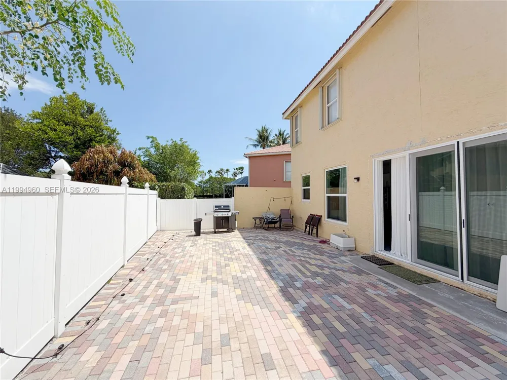5005 Northern Lights Dr #5005 Green Acres, FL 33463