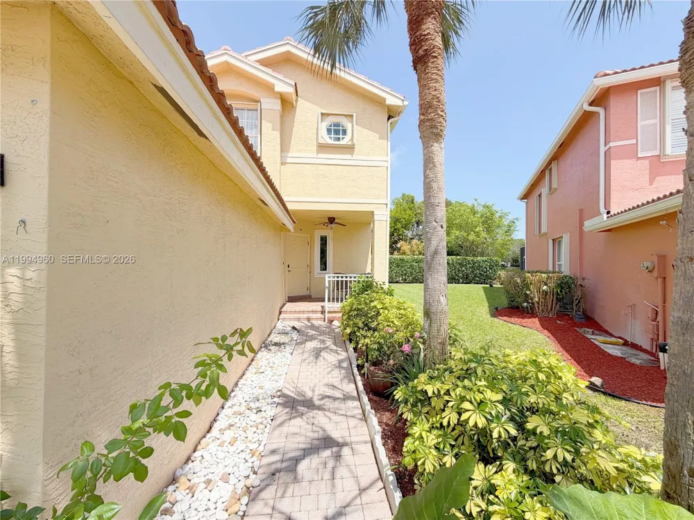 5005 Northern Lights Dr #5005 Green Acres, FL 33463