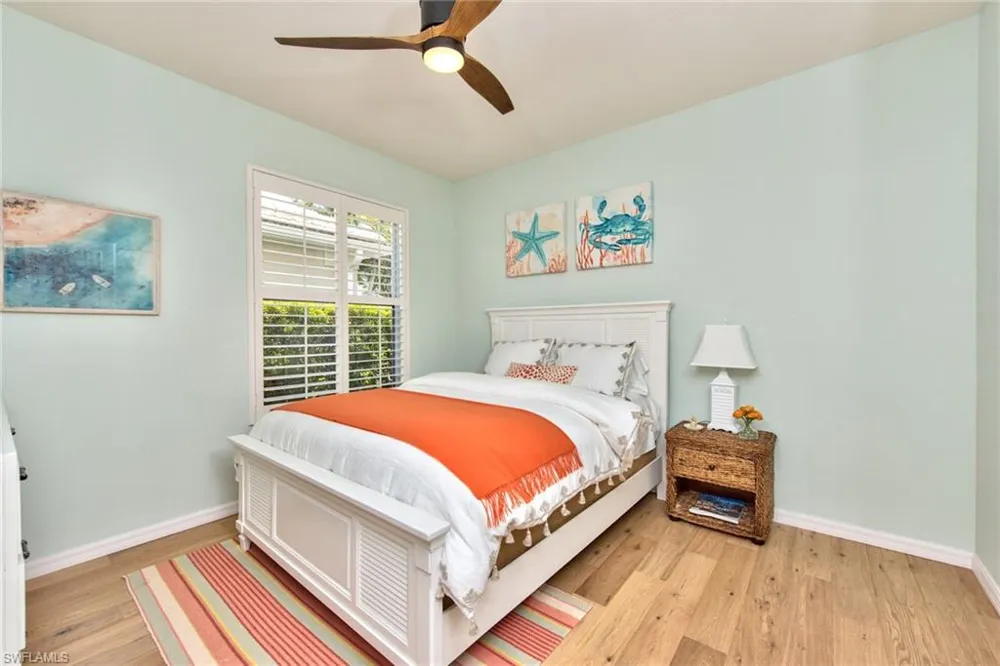 1705 Marsh RUN Naples, FL 34109
