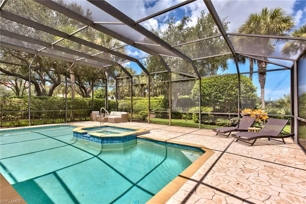 1705 Marsh RUN Naples, FL 34109