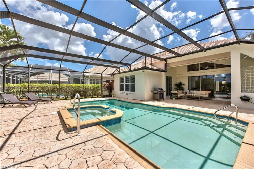 1705 Marsh RUN Naples, FL 34109