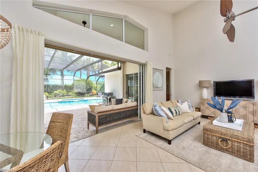 1705 Marsh RUN Naples, FL 34109