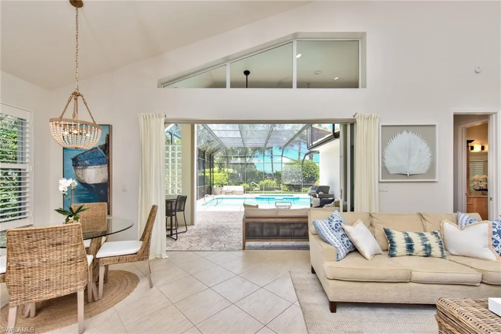 1705 Marsh RUN Naples, FL 34109