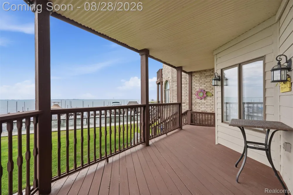 50717 Harbour View Drive New Baltimore City, MI 48047