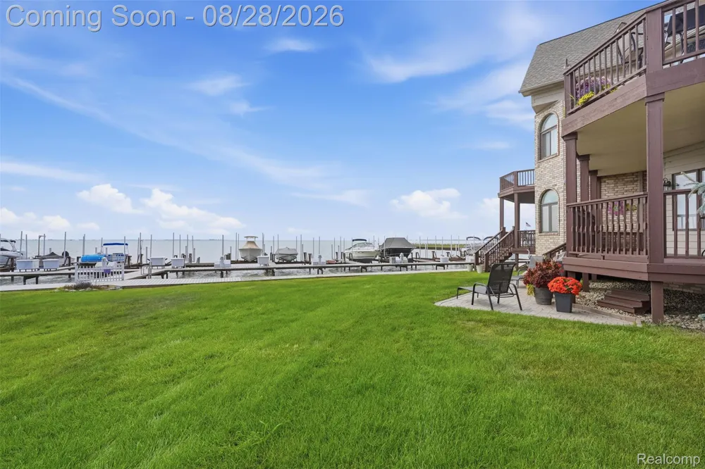 50717 Harbour View Drive New Baltimore City, MI 48047