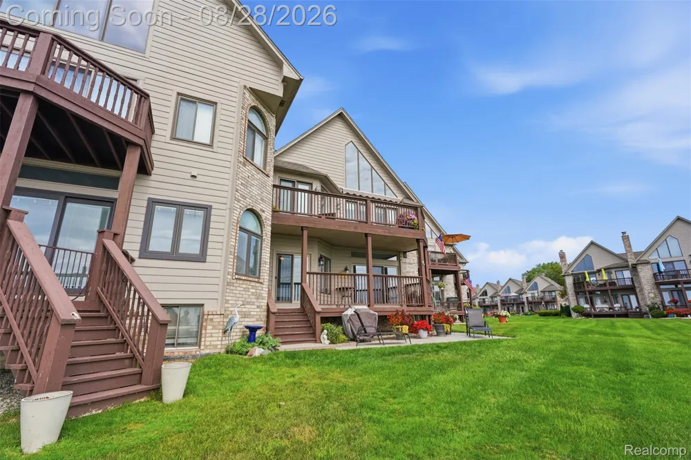 50717 Harbour View Drive New Baltimore City, MI 48047