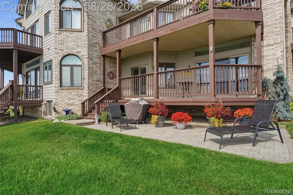 50717 Harbour View Drive New Baltimore City, MI 48047