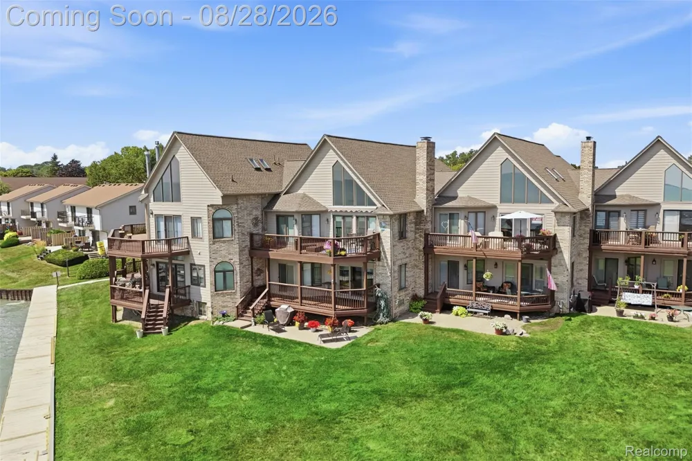 50717 Harbour View Drive New Baltimore City, MI 48047