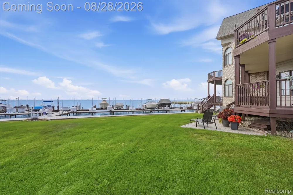 50717 Harbour View Drive New Baltimore City, MI 48047