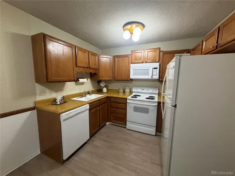 3144 S Wheeling Way #311