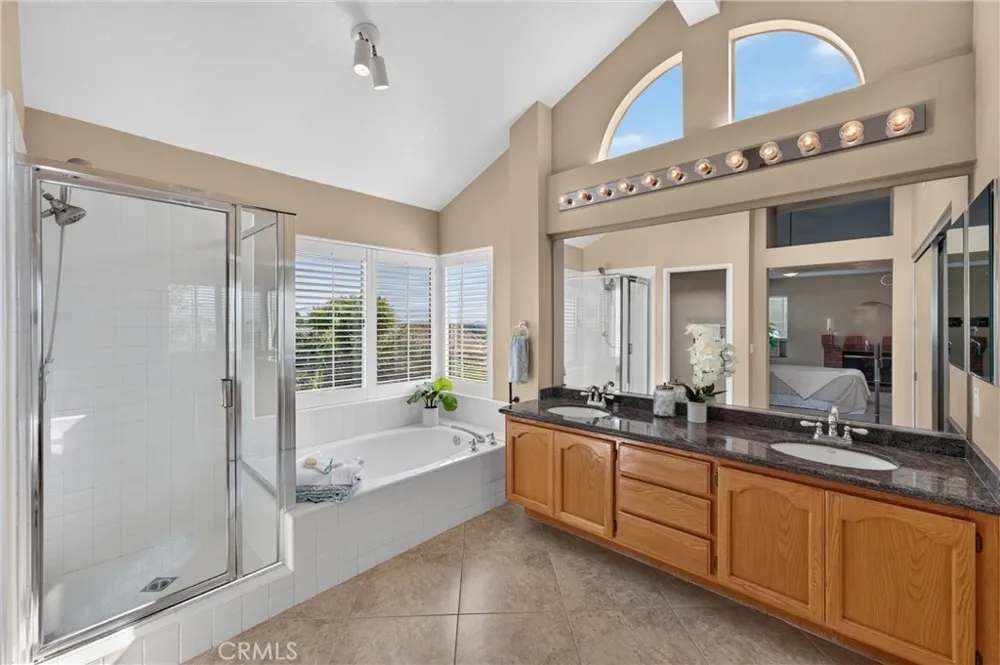 2000 Citrus Wood Lane Riverside, CA 92503