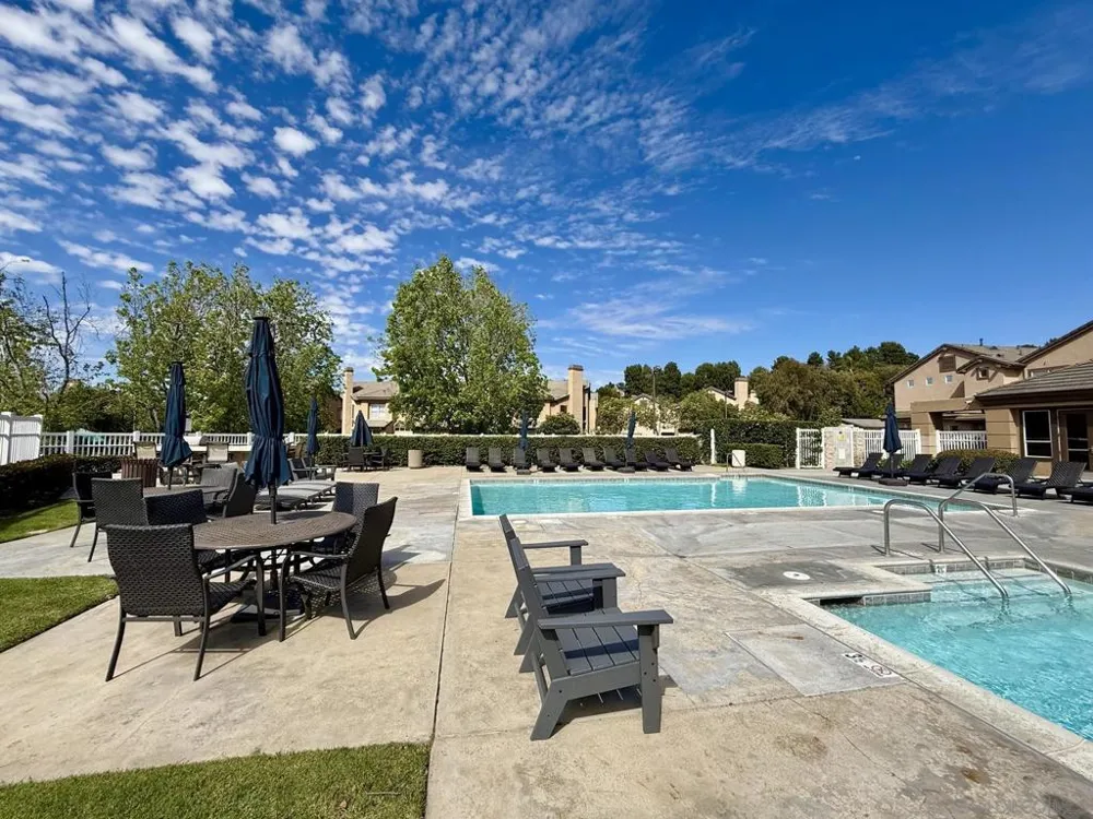 992 S Country Glen Way Anaheim, CA 92808