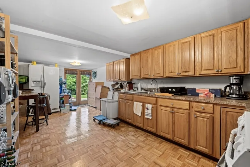70 Farmingdale Rd Wayne, NJ 07470