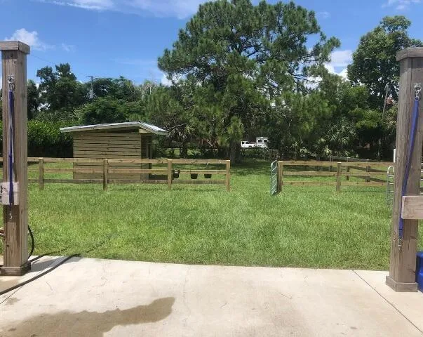 819 Cindy Circle Lane #~ Barn & Guest House Wellington, FL 33414